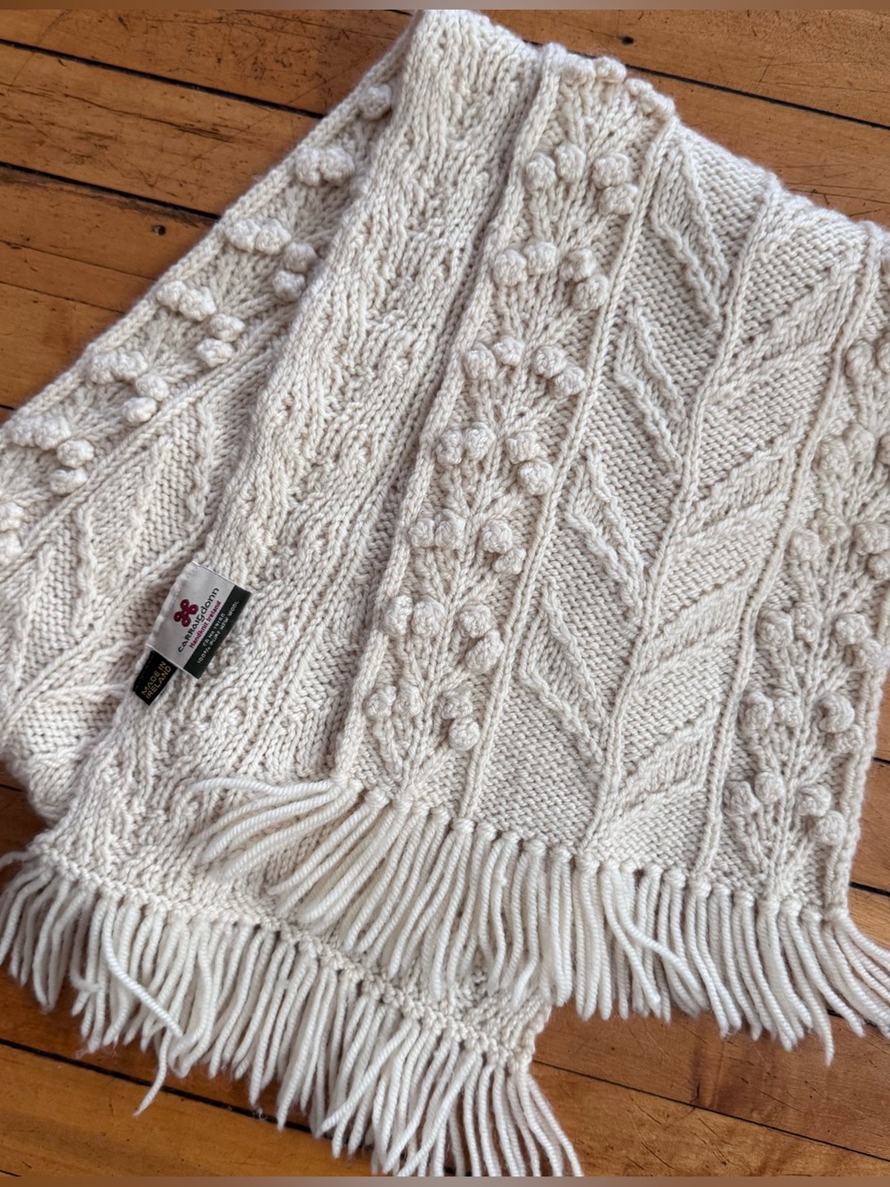 Carraig Donn Pure New Wool Scarf cream knit fringe warm chunky